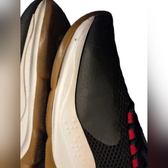 Versace Chain Reaction LowTop Sneakers (Unisex) Size 41 US Wmns Sz 10 / Men Sz 8 - Picture 6 of 16